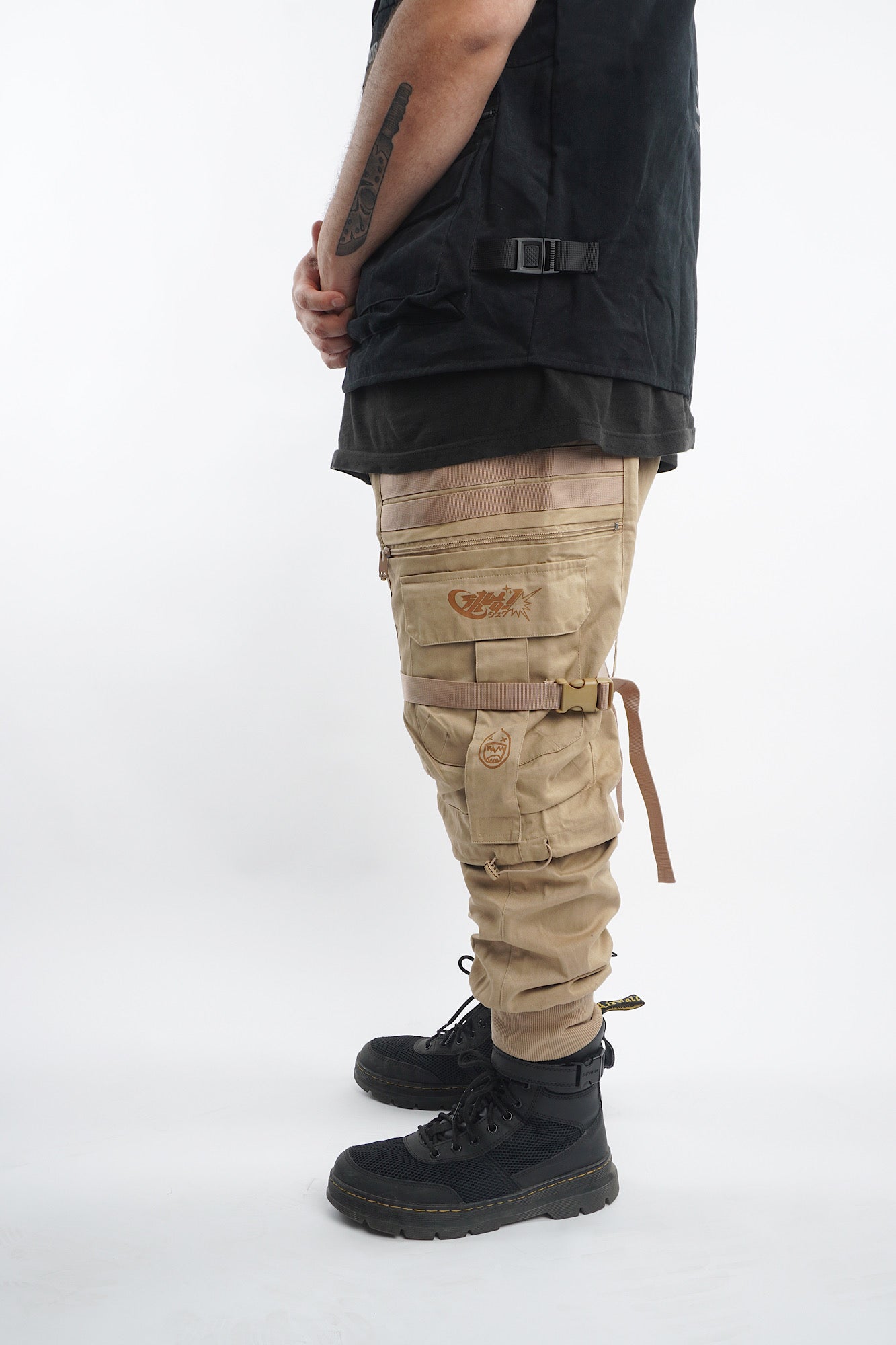 [SHWA] TP-03 Techwear Style Khaki Speed Jogger - FINAL SALE (No return or exchange)
