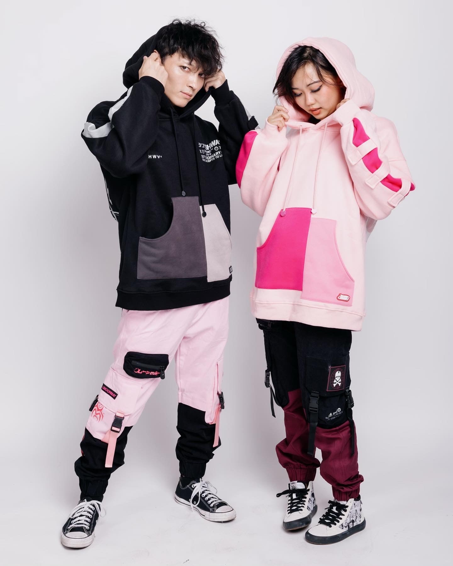 [SHWA] Oversized Pull-over Hoodie with Reflective print [FINAL SALE]